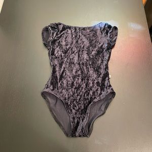 Yumiko Cap Sleeve Sofiane